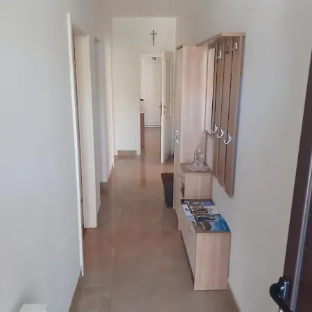 Apartment Tomas,,,spacious House With Private Parking,terrace,5g Internet,,,,, *