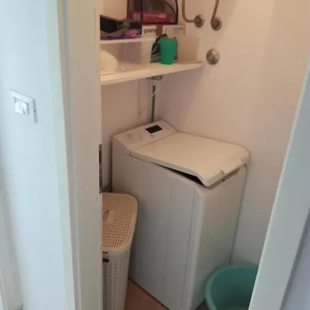 Tomas,,,spacious House With Private Parking,terrace,5g Internet,,,,, Zara