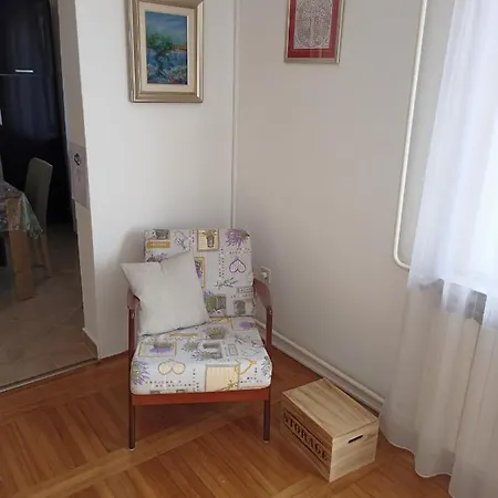Tomas,,,spacious House With Private Parking,terrace,5g Internet,,,,, Apartment *