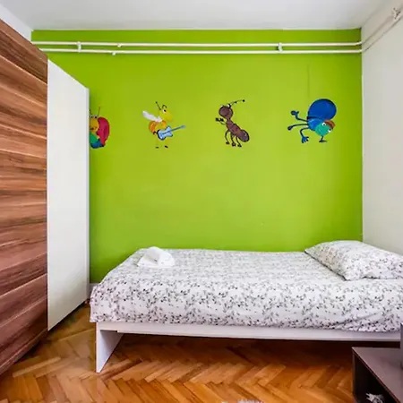 Apartment Tomas,,,spacious House With Private Parking,terrace,5g Internet,,,,, Zadar