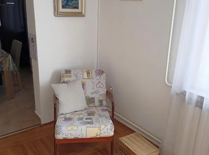 Tomas,,,spacious House With Private Parking,terrace,5g Internet,,,,, Lejlighed *